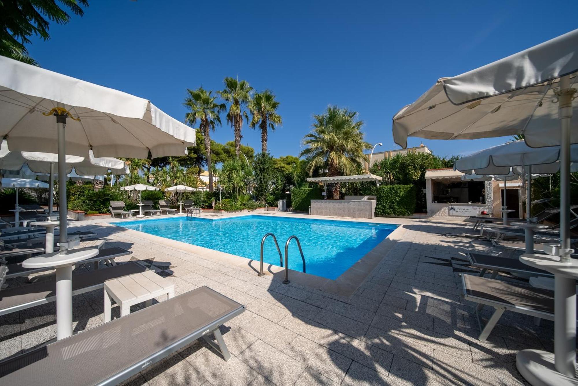 Hotel Villa Bisceglie Zewnętrze zdjęcie